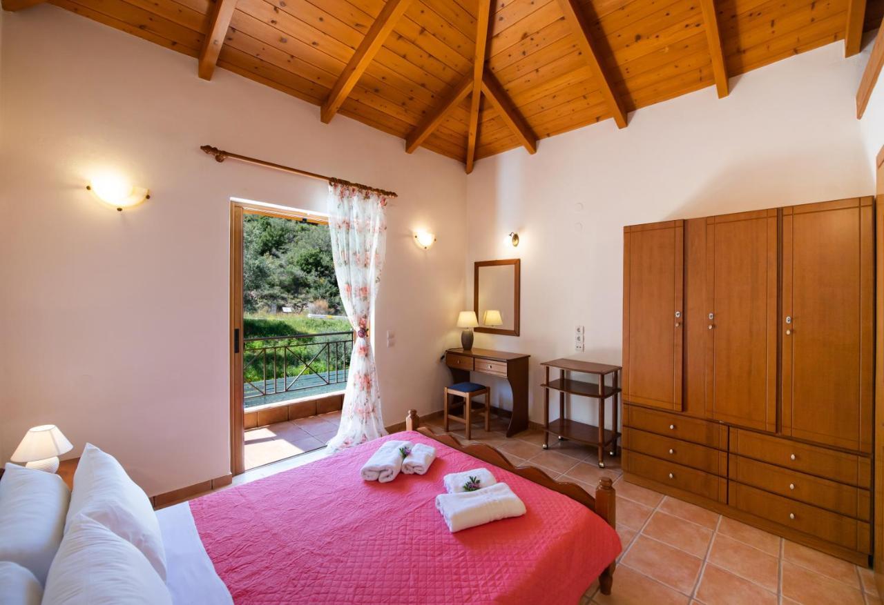 Áyios Nikítas Delphinus Villas-Villa Nikitas מראה חיצוני תמונה