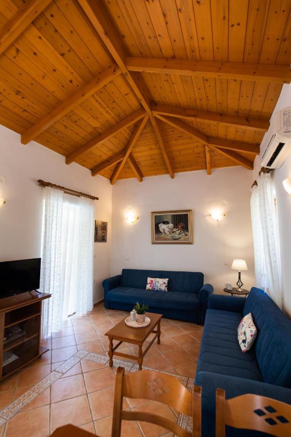 Áyios Nikítas Delphinus Villas-Villa Nikitas מראה חיצוני תמונה