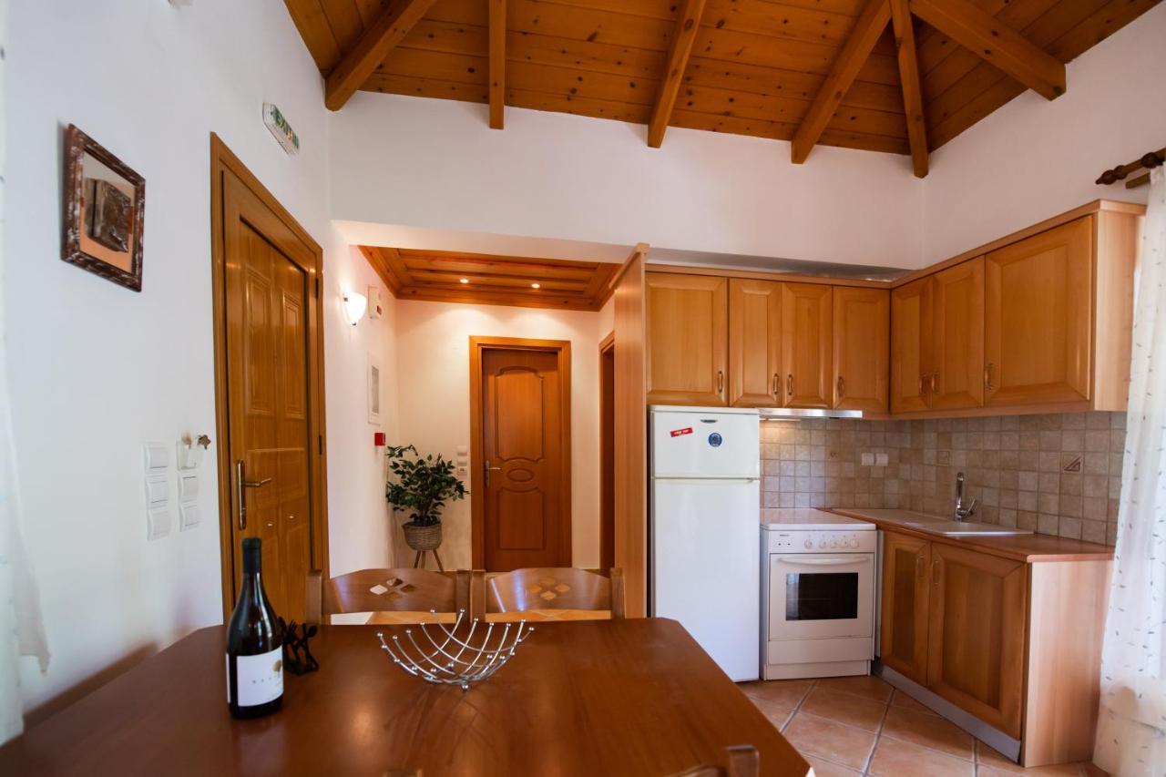 Áyios Nikítas Delphinus Villas-Villa Nikitas מראה חיצוני תמונה