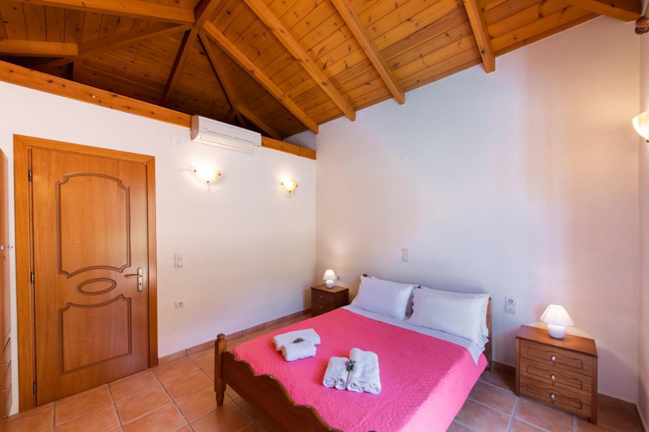 Áyios Nikítas Delphinus Villas-Villa Nikitas מראה חיצוני תמונה